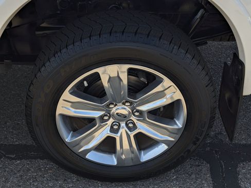 Used 2020 Ford F150 Platinum w/ Equipment Group 701A Luxury AWD/4WD image 7