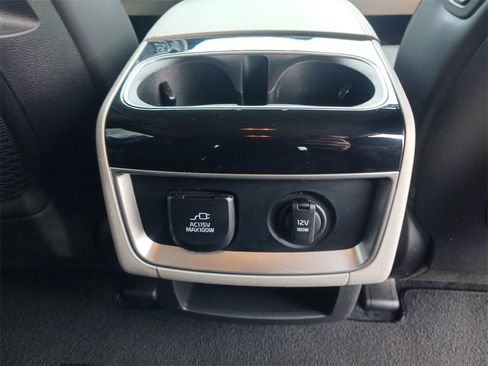 Used 2024 Kia Carnival SX image 13