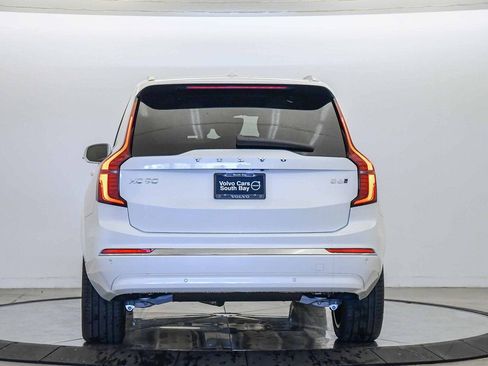 New 2026 Volvo XC90 B6 Ultra w/ Protection Package AWD/4WD image 3