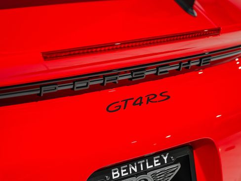 Used 2024 Porsche 718 Cayman GT4 RS image 11