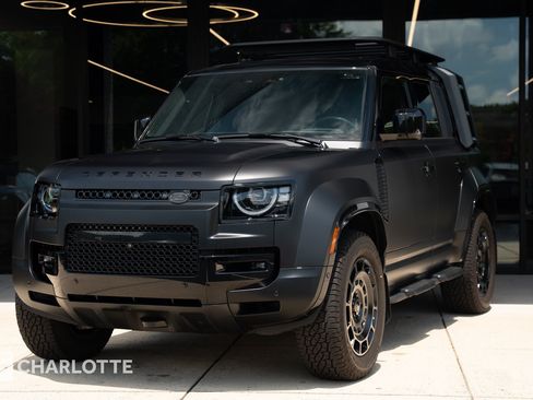 Used 2026 Land Rover Defender 110 OCTA AWD/4WD image 6