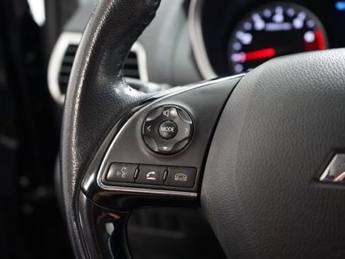 Used 2018 Mitsubishi Eclipse Cross SE image 19