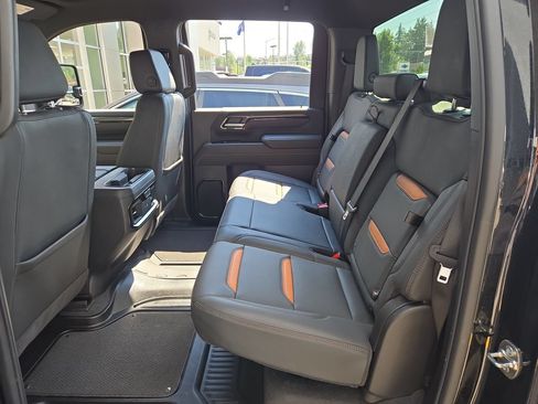 Used 2026 GMC Sierra 2500 AT4 AWD/4WD image 15