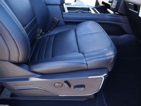 New 2026 Ford F250 Platinum image 15