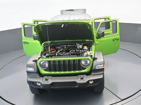 Used 2025 Jeep Wrangler Sport S image 77