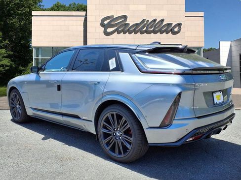 New 2026 Cadillac Lyriq V image 3