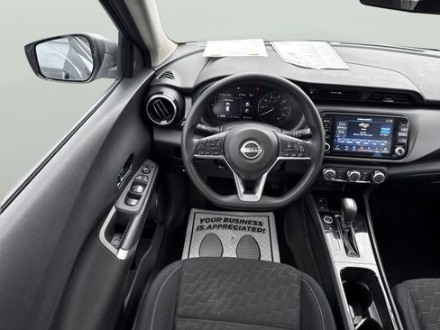 Used 2023 Nissan Kicks SV FWD image 16