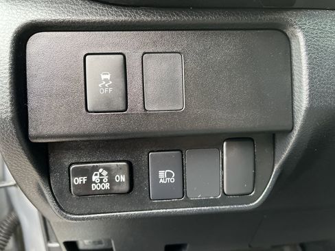 Used 2021 Toyota Tacoma SR image 29
