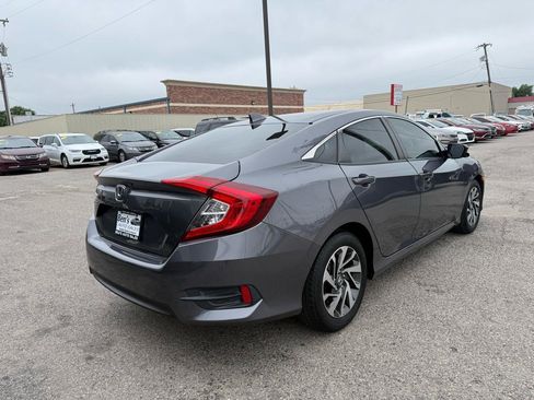 Used 2018 Honda Civic EX image 6