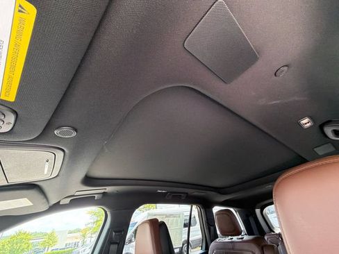 New 2026 Lincoln Aviator Reserve AWD/4WD image 31