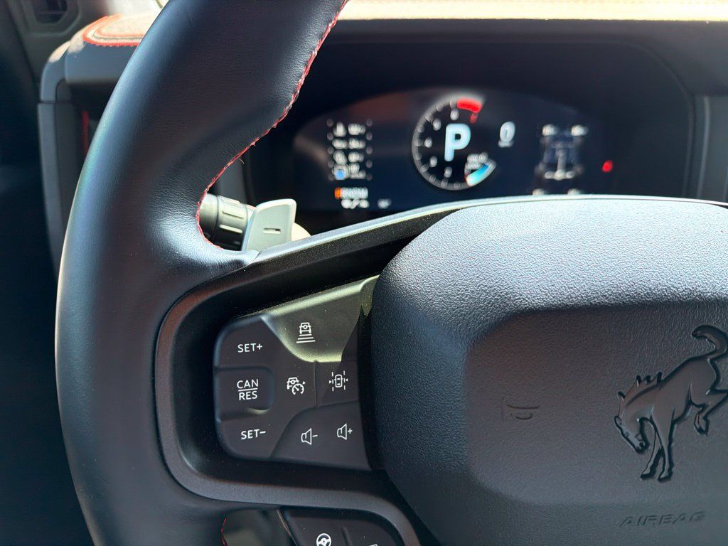 Used 2025 Ford Bronco Raptor AWD/4WD image 9