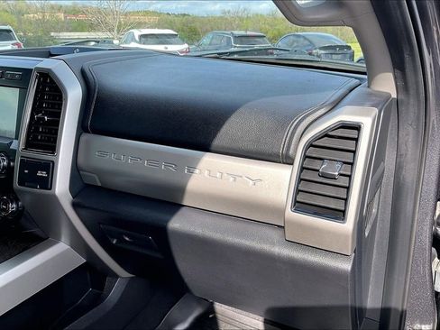 Used 2020 Ford F250 Lariat image 29