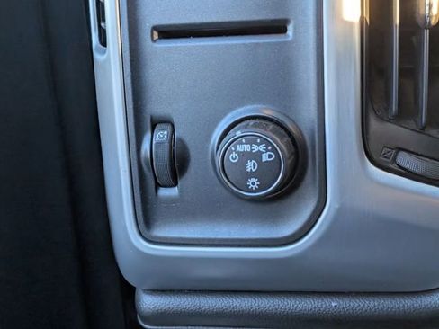 Used 2016 GMC Sierra 1500 SLE w/ SLE Value Package image 26