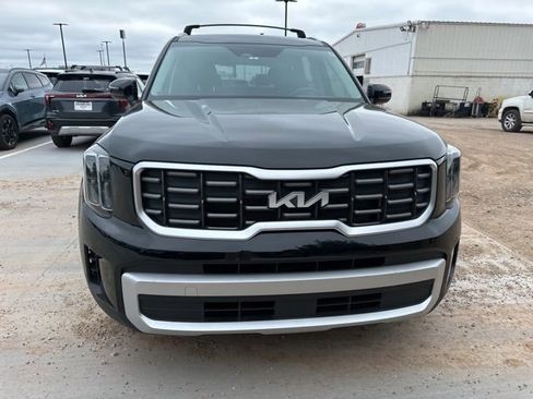 Used 2024 Kia Telluride S FWD image 18