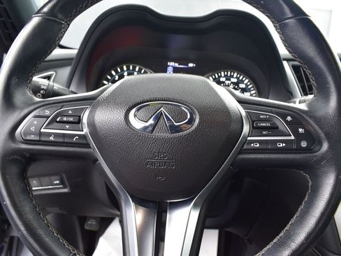 Used 2022 INFINITI Q60 3.0t Luxe w/ Essential Package image 13