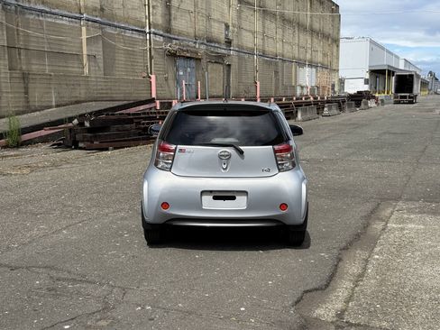 Used 2014 Scion iQ 10 Series FWD image 44