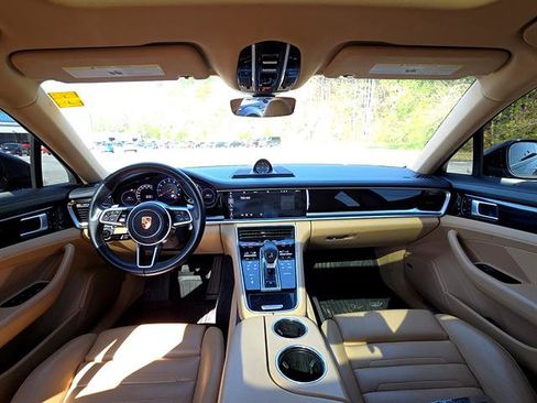 Used 2018 Porsche Panamera w/ Premium Package Plus image 6