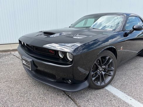 Used 2021 Dodge Challenger R/T Scat Pack w/ Plus Package RWD image 2