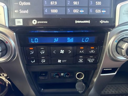 Used 2024 Toyota 4Runner Limited AWD/4WD image 16