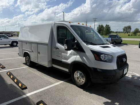 Used 2022 Ford Transit 350 RWD image 3