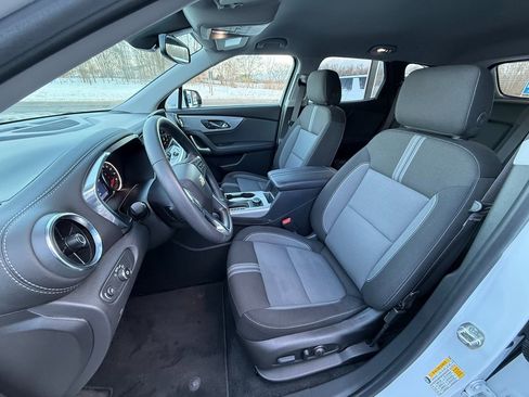 Certified 2024 Chevrolet Blazer LT w/ Convenience Package image 15