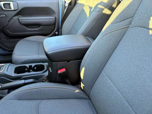 New 2026 Jeep Wrangler Unlimited Sport image 9