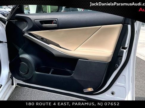 Used 2018 Lexus IS 300 300 w/ Premium Package image 16