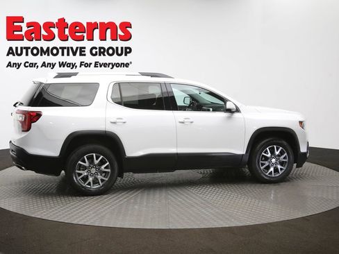 Used 2023 GMC Acadia SLT image 48