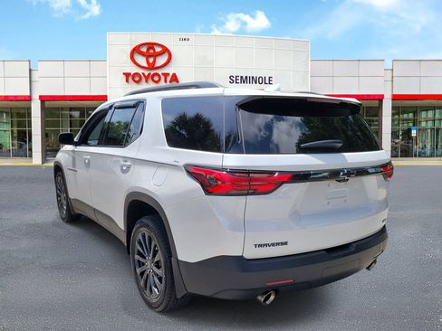 Used 2023 Chevrolet Traverse RS FWD image 4