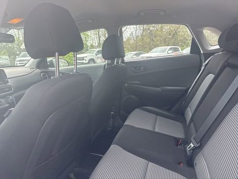 Used 2018 Hyundai Kona SE AWD/4WD image 6