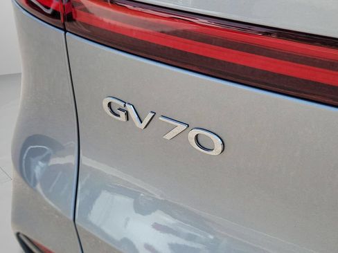 New 2026 Genesis GV70 2.5T Advanced AWD/4WD image 30