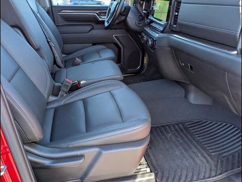 Used 2025 Chevrolet Silverado 2500 LT image 19