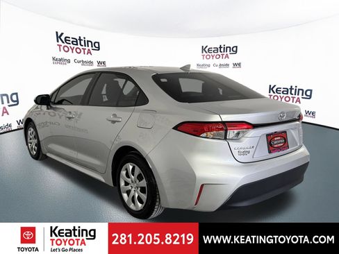 Used 2025 Toyota Corolla LE FWD image 7