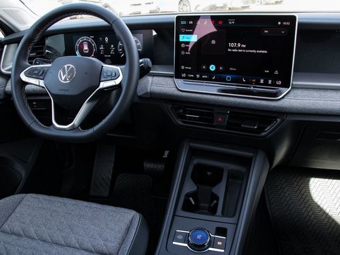 New 2026 Volkswagen Tiguan S FWD image 20