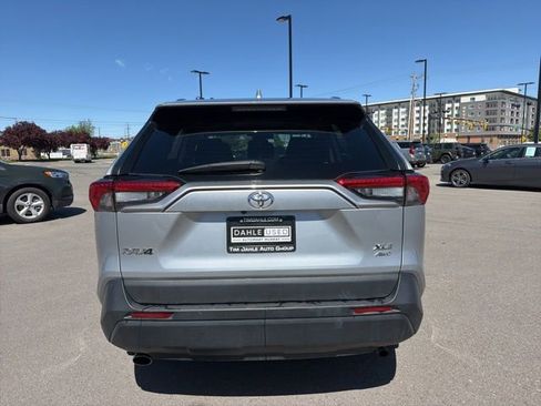 Used 2024 Toyota RAV4 XLE AWD/4WD image 7