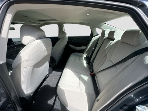 New 2025 Honda Accord SE image 19