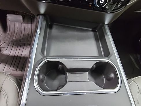 New 2025 GMC Sierra 2500 SLT image 22