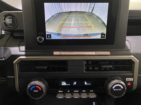 Certified 2024 Toyota Tacoma SR image 18