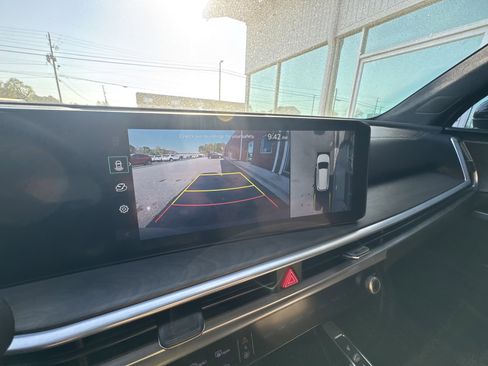 Used 2024 Kia Sorento SX Prestige w/ Olive Brown Leather Package image 13