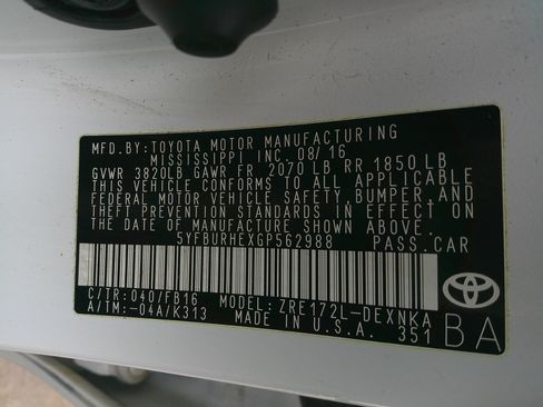 Used 2016 Toyota Corolla LE image 35