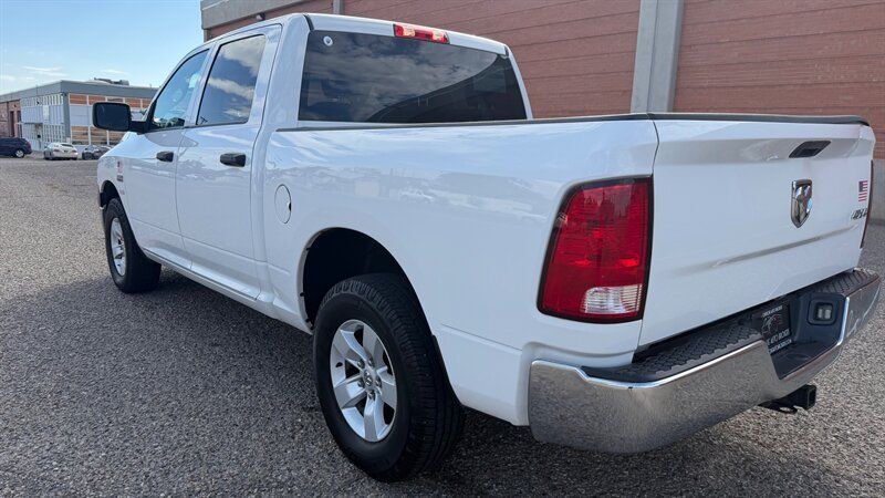 Used 2018 RAM 1500 4x4 Crew Cab w/ Chrome Appearance Group image 7