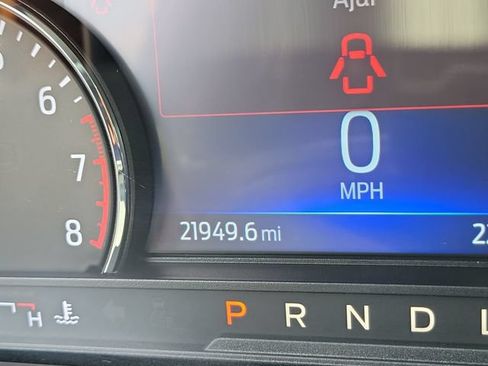 Used 2022 Ford Explorer XLT w/ Equipment Group 202A RWD image 29