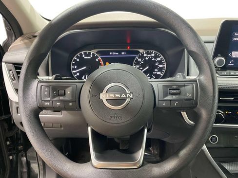 Used 2023 Nissan Rogue S AWD/4WD image 22