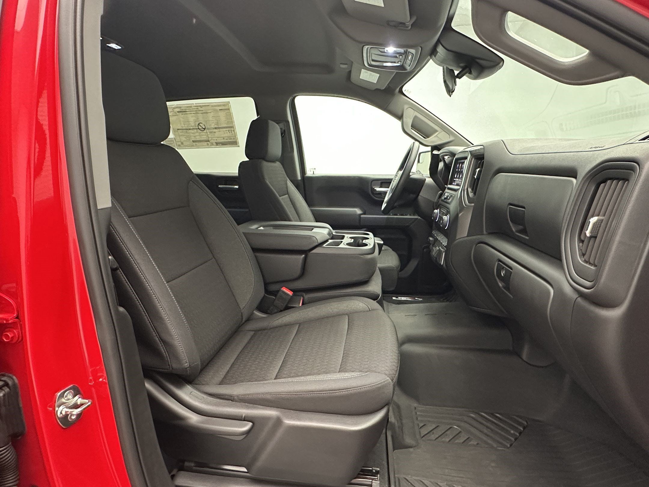 Certified 2026 Chevrolet Silverado 1500 Custom Trail Boss w/ Dark Appearance Package AWD/4WD image 24