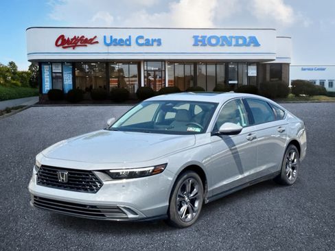 Used 2025 Honda Accord EX-L image 1