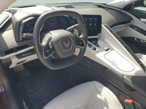 Used 2022 Chevrolet Corvette Stingray Premium Conv w/ Z51 Performance Package RWD image 10