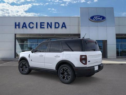 New 2025 Ford Bronco Sport Outer Banks w/ Outer Banks Tech Package+ AWD/4WD image 4