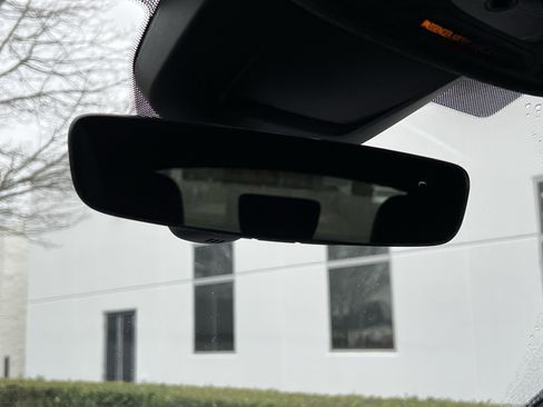 Used 2025 Audi Q8 Premium Plus image 27