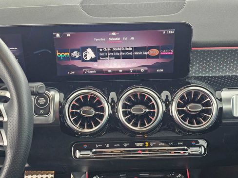 Certified 2025 Mercedes-Benz GLB 35 AMG 4MATIC image 26