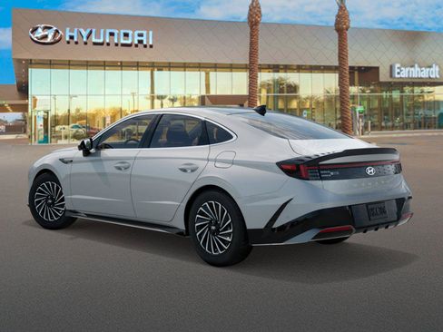 New 2026 Hyundai Sonata Limited FWD image 5